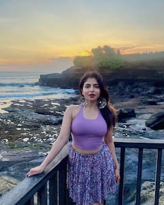 Iswarya Menon: మిని స్కర్ట్‌లో ఐశ్వర్య మీనన్‌ అందాల జాతర - మతిపోతుందంటున్న కుర్రకారు