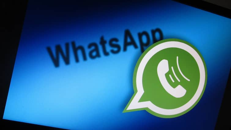 WhatsApp's video calls get three new features Whatsapp new features: 32 మందితో వీడియో కాల్స్- నెట్​వర్క్ సరిగా లేకున్నా అంతరాయం ఉండదు, వాట్సాప్​లో అదిరే నయా ఫీచర్లు