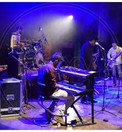 Singer Death: ਮਸ਼ਹੂਰ ਗਾਇਕ ਦੀ ਦਰਦਨਾਕ ਮੌਤ, ਫੈਨਜ਼ ਦੀ ਇਸ ਹਰਕਤ ਕਾਰਨ ਵਾਪਰਿਆ ਵੱਡਾ ਭਾਣਾ