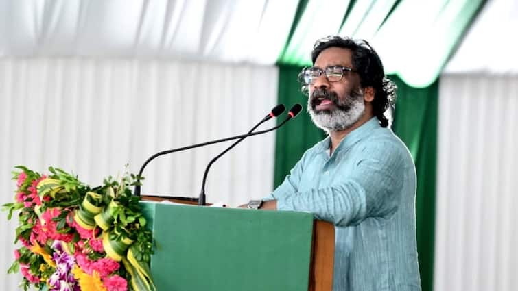 Jharkhand CM Hemant Soren Says Village level camps soon to enrol women for financial assistance scheme ann झारखंड की महिलाओं को जल्द मिलने वाला है बड़ा तोहफा, सीएम हेमंत सोरेन ने किया एलान, क्या है शर्त?