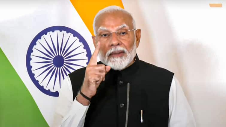 PM Narendra Modi To Visit Ladakh Drass On July 26 To Mark 25th Anniversary Of Vijay Diwas PM Modi To Mark 25th Anniversary Of Kargil Vijay Diwas In Ladakh. Here Are All The Events Planned