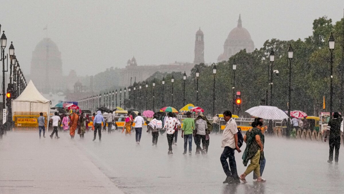 हिमाचल, गुजरात, उत्तराखंड में बारिश की चेतावनी, दिल्ली को लेकर IMD ने दिया ये अपडेट