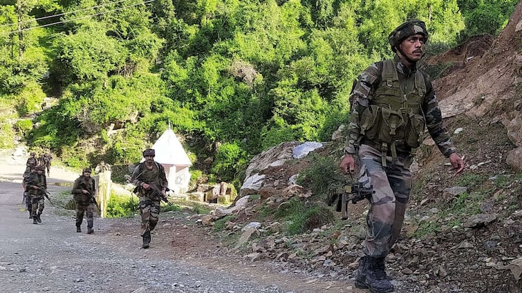 Jammu Kashmir Terror Attack Thwarted By Army In Rajouri J&K: Army Thwarts Major Terror Attack On Picket In Rajouri