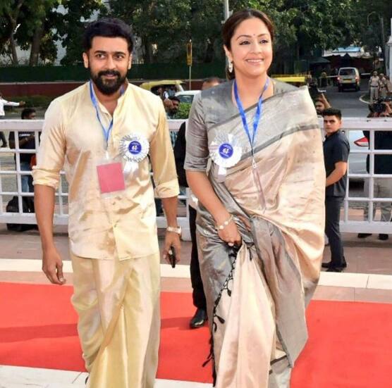 सूर्या और ज्योतिका ने 'जून आर', 'पेराझगन', 'मायावी', 'पूवेल्लम केट्टुपर', 'उइरिले कलनथाथु', 'काखा काखा' और 'सिलुनु ओरू काधल' जैसी फिल्मों में साथ काम किया है. कपल की साथ में पहली फिल्म 'पूवेल्लम केत्तुप्पर' थीं. शूटिंग के समय ही सूर्या और ज्योतिका पहली बार मिले थे.