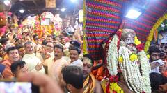 नगर भ्रमण पर निकले भगवान महाकाल, मन महेश के रूप में दिए दर्शन, देखें तस्वीरें