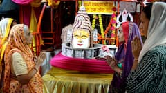 मध्य प्रदेश: सावन के पहले सोमवार पर शिवालयों में लगा भक्तों का मेला, 72 साल बाद बना दुर्लभ संयोग