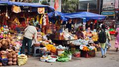 Sawan Somwar 2024: दिल्ली के शिवालयों में सावन की पहली सोमवारी पर उमड़ी भक्तों की भीड़, आज का दिन क्यों है खास?