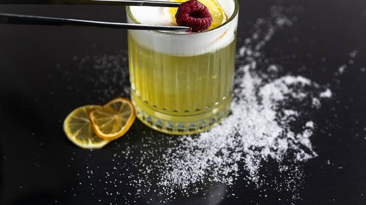 ஹிமாலயன் உப்பு இந்திய துணை கண்டத்தில் உள்ள புதையல் என்று சொல்லப்படுகின்றது. இது அதன் தனித்துவமான நிறம் மற்றும் கந்தக வாசனைக்கு பெயர் பெற்றது. இந்தியா மற்றும் பாகிஸ்தான் எரிமலை பகுதிகளில் இருந்து பிரித்தெடுக்கப்படும் இந்துப்பு ஒரு தனித்துவமான உற்பத்தி செயல்முறைக்கு உட்படுத்தப்படுகின்றது.