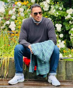 स्टोर मैनेजर की नौकरी की, लुक्स की वजह से हुआ रिजेक्ट, फिर बॉलीवुड का टॉप विलेन बन मचाया धमाल, पहचाना?