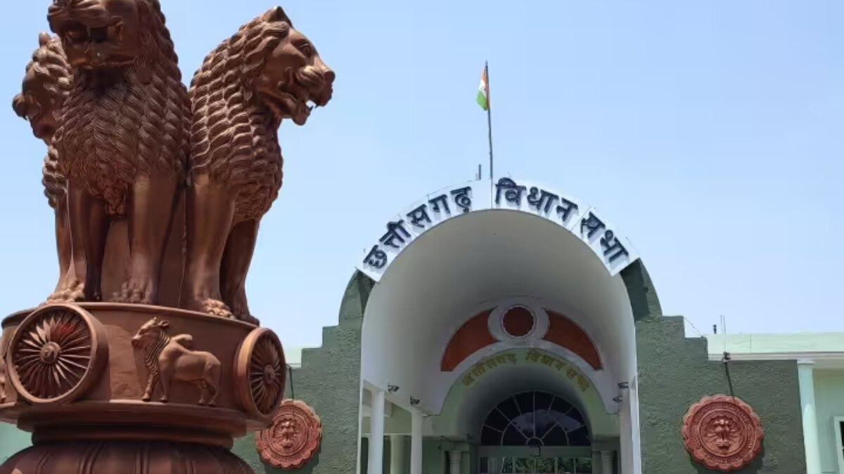 Chhattisgarh Assembly: सदन में बालौदाबाजार हिंसा पर जोरदार हंगामा, कांग्रेस ने की सीएम साय से इस्तीफे की मांग