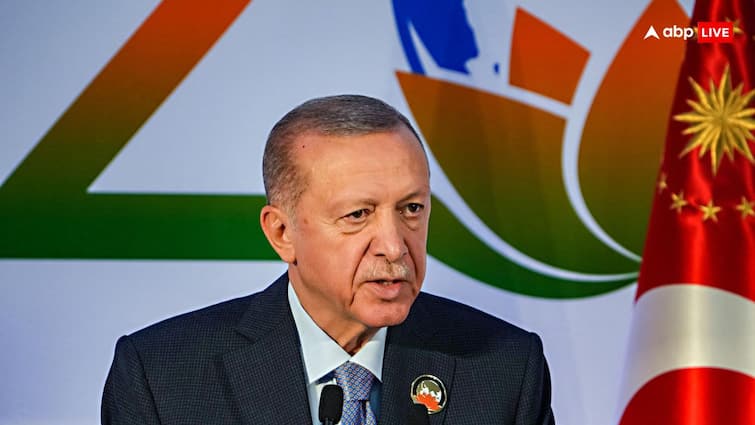 Turkish President Tayyip Erdogan threatens to rival Greece said turkey ready to build naval base in northern Cyprus 'जरूरत पड़ी तो साइप्रस में नौसैनिक बेस बनाने के लिए तैयार', रेसेप तैयप एर्दोगन ने ग्रीस को दी धमकी!