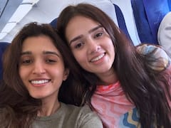 Anupama की बहुओं का सिजलिंग अवतार, बिकिनी पहने स्वीमिंग पूल में उतरीं किंजल-डिंपी, यूजर्स बोले- पैसा आते ही बदल गईं