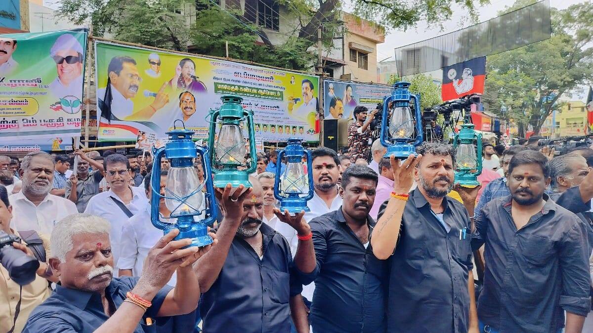 Madurai: 2026- தேர்தலில் மக்கள் திமுகவிற்கு சுளுக்கெடுத்து "ஷாக்" கொடுப்பார்கள் - செல்லூர் ராஜூ