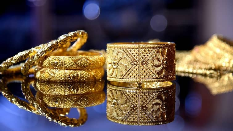 Union Budget 2024 India Gold And Jewellery Retailers See Stock Surge Check The Shares Of Senco, Titan & Kalyan Jewellers Union Budget 2024: Gold And Jewellery Retailers See Stock Surge; Check The Shares Of Senco, Titan & Kalyan Jewellers