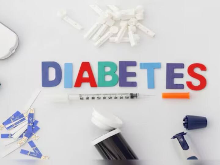 If the early symptoms of diabetes are not paid attention to in time, it becomes very difficult to control it. Therefore, if you see some of these symptoms, get your blood sugar checked.