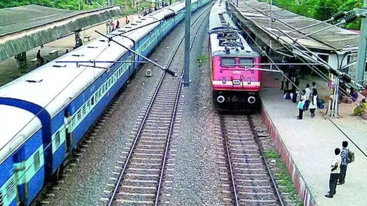 हमारी बोलचाल की भाषा में बहुत से ऐसे शब्द हैं जिन्हें हम हिंदी के शब्दों में इस्तेमाल तो करते हैं लेकिन उसका असल हिंदी शब्द हमें नहीं पता होता. यानी अंग्रेजी कुछ इस तरह हमारी भाषा में घुलमिल गई है कि हमें कुछ हिंदी शब्द तो बिल्कुल याद ही नहीं हैं.