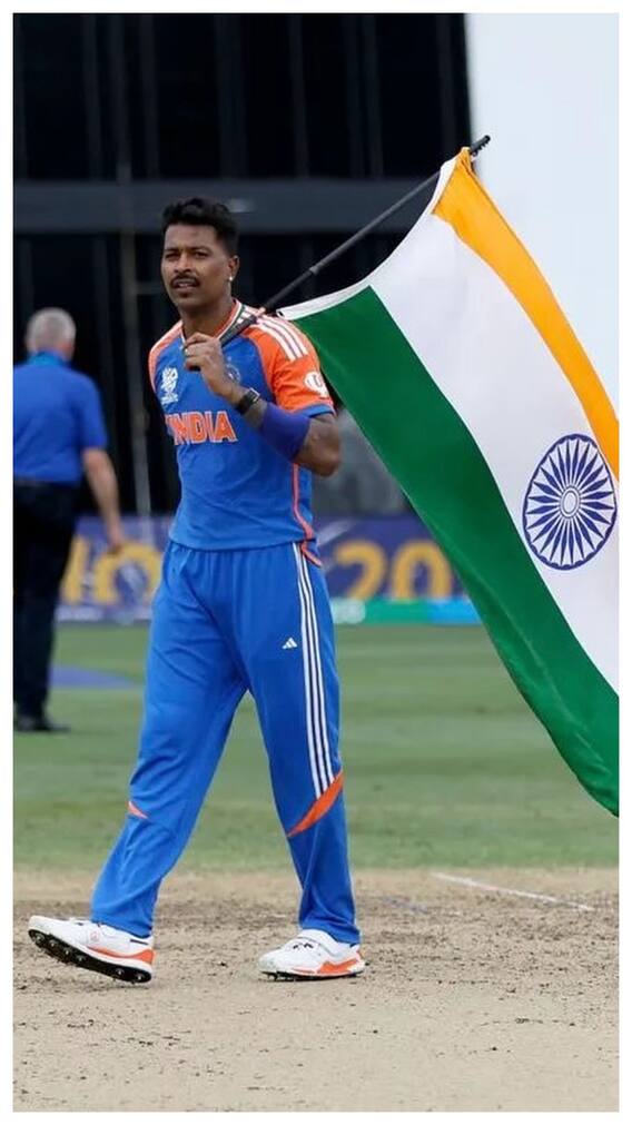 कभी भूखा रहता था,आज 8 करोड़ की घड़ी पहनता है ये बच्चा, पहचाना?