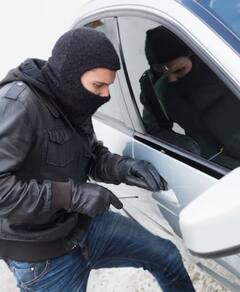 Tech News: ਇਸ ਛੋਟੀ ਜਿਹੀ ਚੀਜ਼ ਕਰਕੇ ਚੋਰੀ ਹੋ ਸਕਦੀ ਲੱਖਾਂ ਦੀ ਕਾਰ? ਜਾਣੋ ਕਿਵੇਂ ਕਰੀਏ ਬਚਾਅ