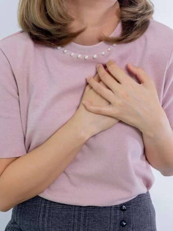 हार्ट अटैक से पहले क्यों आता है पसीना?