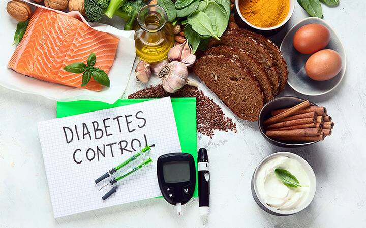 If diabetes is not controlled in time, the risk of many dangerous diseases including heart stroke, stroke, kidney disease increases.