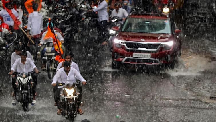 Weather in Telangana Andhra Pradesh Hyderabad on 24 July 2024 Rains updates latest news here Weather Latest Update: తెలుగు రాష్ట్రాలకు తగ్గిన వర్ష సూచన - బలహీనపడ్డ అల్పపీడనం: ఐఎండీ