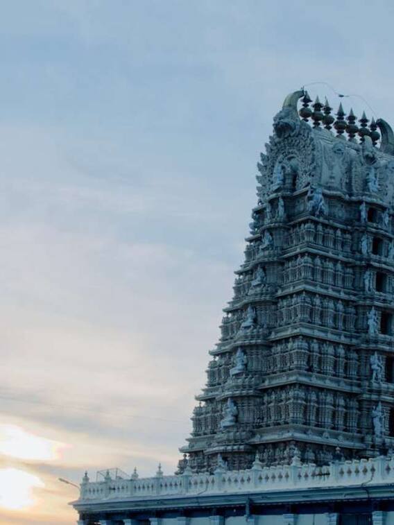 दुनिया में कौन-से धार्मिक स्थल सबसे ज्यादा हैं?