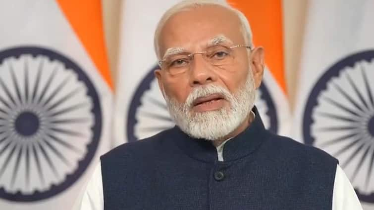 PM Modi Praises Union Budget 2024 Says It Empowers Middle Class Farmers Women Union Budget 2024:  మధ్య తరగతికి మేలు చేసే బడ్డెట్ ఇది, నిర్మలా సీతారామన్ పద్దుపై ప్రధాని ప్రశంసలు