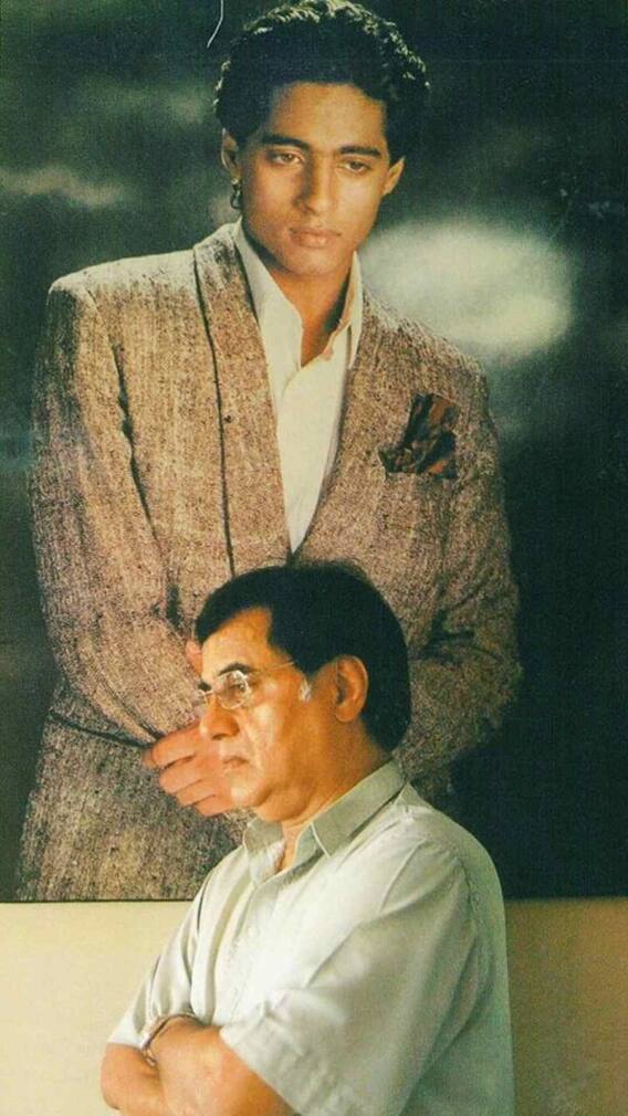 इन सेलेब्स ने झेला औलाद की मौत का दर्द