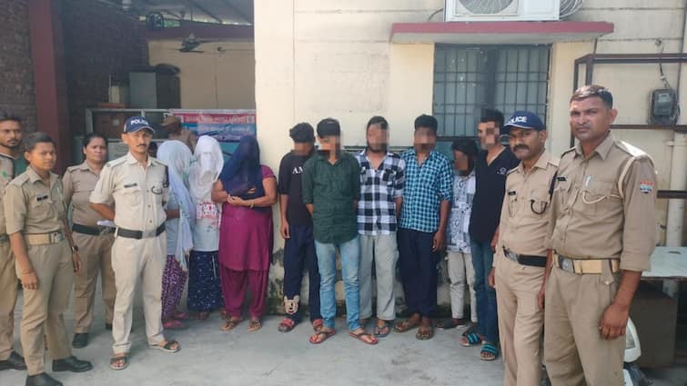 Uttarakhand Entry Human trafficking team busted sex racket three women and six men arrested ann उत्तराखंड में चल रहा था सेक्स रैकेट, पुलिस ने ऐसे किया भंडाफोड़, 3 महिला समेत 9 गिरफ्तार