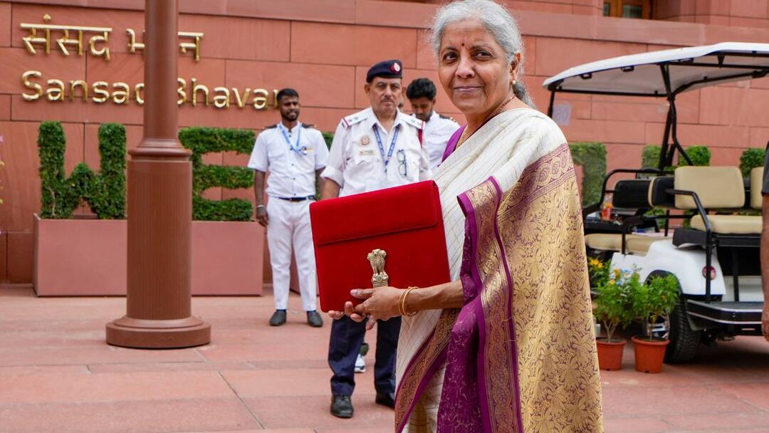 Union Budget 2024: FM Proposes TDS Rate Reduction For E-Commerce Operators. Check The New Rates Union Budget 2024 India FM Proposes TDS Rate Reduction For E-Commerce Operators. Check The New Rates Union Budget 2024: FM Proposes TDS Rate Reduction For E-Commerce Operators. Check The New Rates