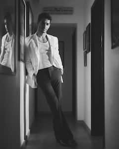 Ishaan Khatter Celebrates Guru Purnima With Quadruple Win For 'Pippa'