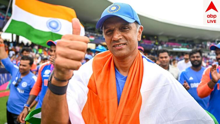 Rahul Dravid in Talks to Become Rajasthan Royals Head Coach Report Rahul Dravid: আইপিএলে কি ফের রাজস্থান রয়্যালসের কোচের দায়িত্বে ফিরছেন বিশ্বজয়ী দ্রাবিড়?