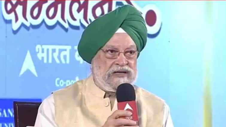 Union Minister Hardeep Singh Puri SAD Harsimrat Kaur Badal Welcomed Farm Laws In Cabinet Meet ABP Shikhar Sammelan 'Harsimrat Kaur Badal Welcomed Farm Laws In Cabinet Meet': Hardeep Singh Puri's Big Claim On Akali Leader