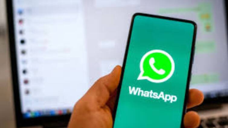 WhatsApp New Feature Transfer Large Files Without Internet Know Details WhatsApp New Feature:இன்டர்நெட் இல்லாமல் ஃபைல் பகிரும் வசதி விரைவில் அறிமுகம் - வாட்ஸ் அப் அப்டேட்!