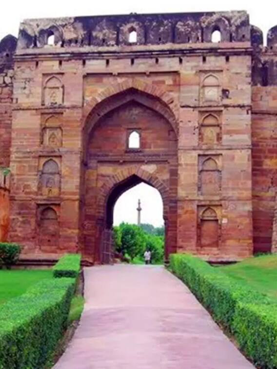 जौनपुर के इन ऐतिहासिक जगहों पर जरूर जाएं