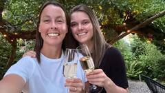 Amy Jones Piepa Cleary Engaged: ઇંગ્લેન્ડની વિકેટકીપરને ઓસ્ટ્રેલિયાની બૉલર સાથે થયો પ્રેમ, બન્નેએ કરી સગાઇ, જુઓ...