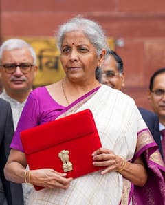 Union Budget 2024: इनकम टैक्स में कितना बदलाव...किसे और कैसे मिलेगा फायदा? आसान भाषा में समझिए