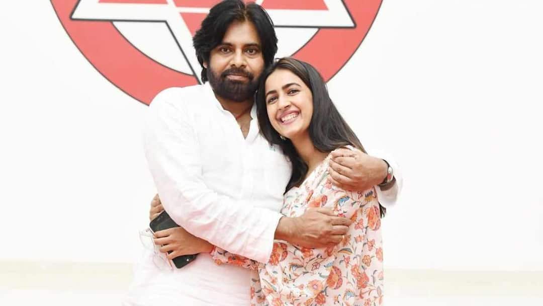 Niharika Konidela Comments About Andhra Pradesh Deputy CM Pawan Kalyan Niharika Konidela: రాముడు అయోధ్యకు వచ్చినప్పుడు ఇలాగే ఉన్నదేమో- బాబాయ్ పవన్ పై నిహారిక ఇంట్రెస్టింగ్ కామెంట్స్