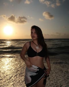 Ramya Pasupuleti: తెలుగమ్మాయ్ గ్లామర్ షో .. 'హుషారు' బ్యూటీ రమ్య పసుపులేటి రీసెంట్ లుక్!