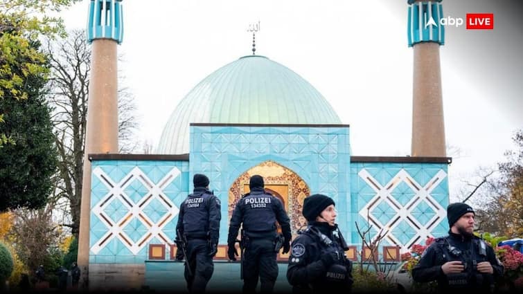 Iran wants to bring Islamic rule in Germany raid on 53 locations of IZH and 4 mosques sealed Raid on IZH Locations: जर्मनी में इस्लामिक शासन लाना चाहता है ईरान! IZH के 53 ठिकानों पर मारा गया छापा, खुली पोल