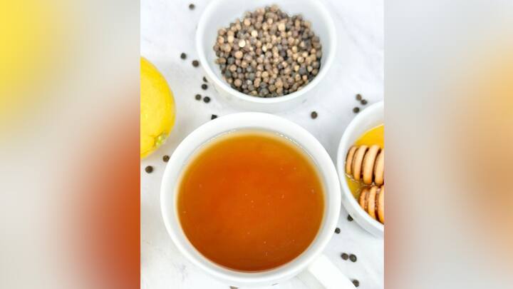 Pepper: Black pepper contains piperine, a compound that helps in absorption and possesses antibacterial and anti-inflammatory properties that support overall immune system health. (Image Source: Pinterest/Daily Tea Time)