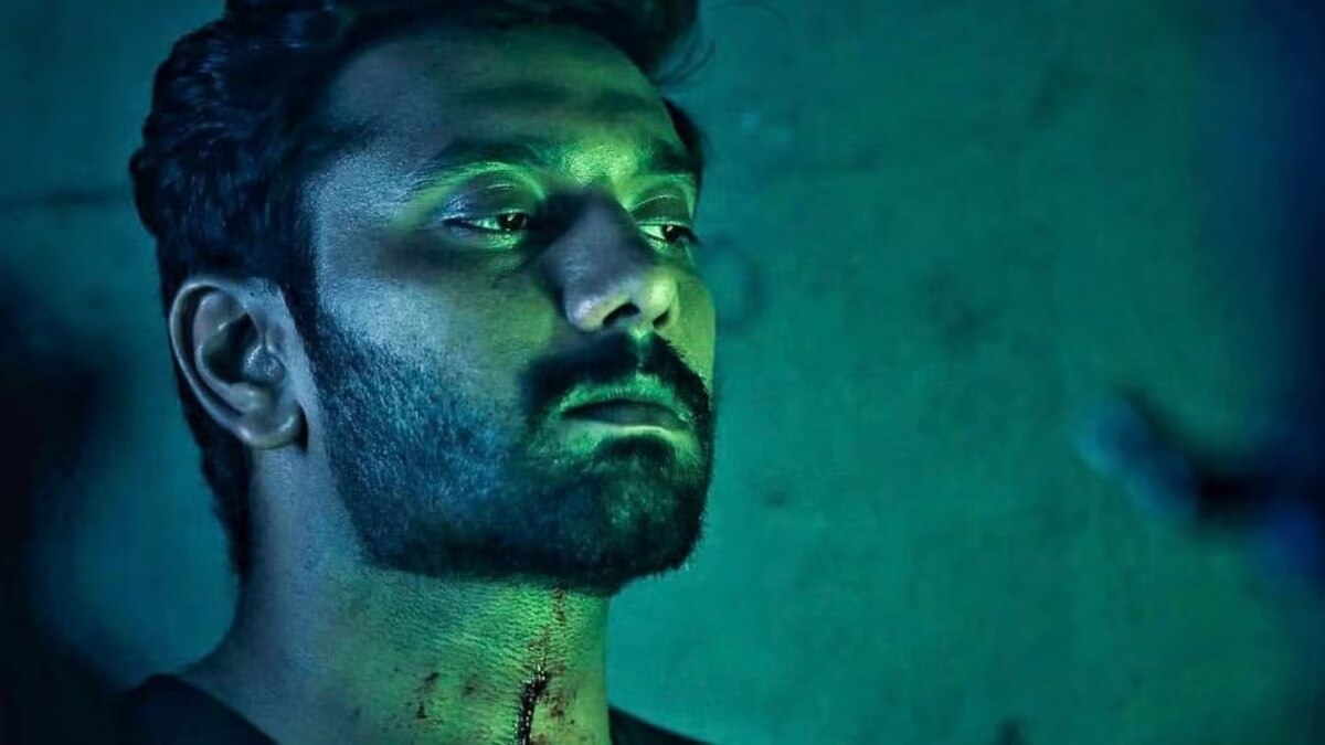 Demonte colony 2 Trailer : திகில் விஷுவல் எஃபெக்ட்களுடன் வெளியானது 'டிமான்டி காலனி 2' ட்ரைலர்... மிரண்டு போன ரசிகர்கள்