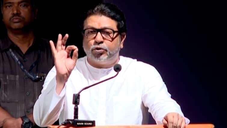 MNS chief Raj Thackeray speech in Mumbai talk about mns will contest 225 seats in Vidhansabha Election 2024 Raj Thackeray: राज ठाकरेंनी रणशिंग फुंकलं, विधानसभेचा सर्व्हेही झाला, मनसे किती जागा लढणार?