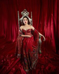 Tamannah Photos : ரோஜா மகள் போல் காட்சியளிக்கும் நடிகை தமன்னா!