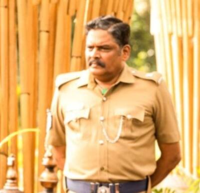 சூர்யா வைத்து சிறுத்தை சிவா இயக்கியுள்ள படம் கங்குவா. இப்படத்தில் கே எஸ் ரவிக்குமார் போலீஸ் கதாபாத்திரத்தில் நடித்து இருப்பதாகவும், அவர் பிளாஷ்பேக் காட்சிகளில் நடிக்கவில்லை என்றும் கூறியுள்ளார்.