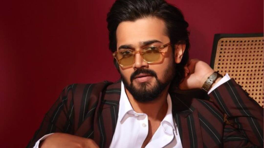 माता-पिता की मौत के बाद अकेले पड़े यूट्यूबर भुवन बाम, इंटरव्यू के दौरान छलका दर्द, बोले- 'जो हो गया...' Youtuber and actor bhuvan bam opens up upon his parents death said still unable to process this feelings माता-पिता की मौत के बाद अकेले पड़े यूट्यूबर भुवन बाम, इंटरव्यू के दौरान छलका दर्द, बोले- 'जो हो गया...'