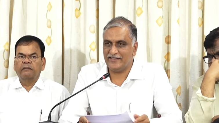 Harish Rao accuses Telangana budget 2024 and Congress not fulfills its promises Harish Rao: మాకన్నా ఎక్కువ అప్పులు చేస్తున్నారు, 6 గ్యారంటీల ఊసే లేదు - హరీశ్ రావు