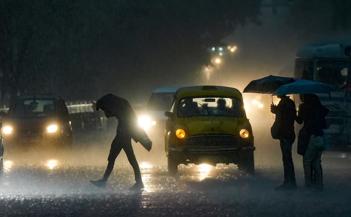 West Bengal Weather Today: শনিবার থেকে ফের প্রবল বর্ষণের সম্ভাবনা