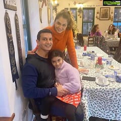 किसी का हुआ तलाक, तो कोई ब्रेकअप के दर्द से गुजरा...इन स्टार्स के लिए बुरा रहा साल 2024, देखें लिस्ट