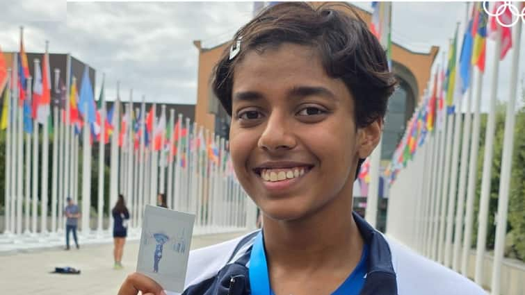 Paris Olympics 2024 Updates Dhinidhi Desinghu Meet Indias Youngest Olympian At Paris Games A 14 Year Old Swimmer Paris Olympics 2024: 14 ఏళ్లకే ఒలింపిక్స్‌కు, భారత నిధి- ఈ ధినిధి